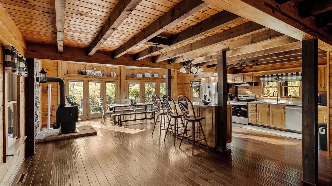 Photo of Kitchen in Cedarhurst