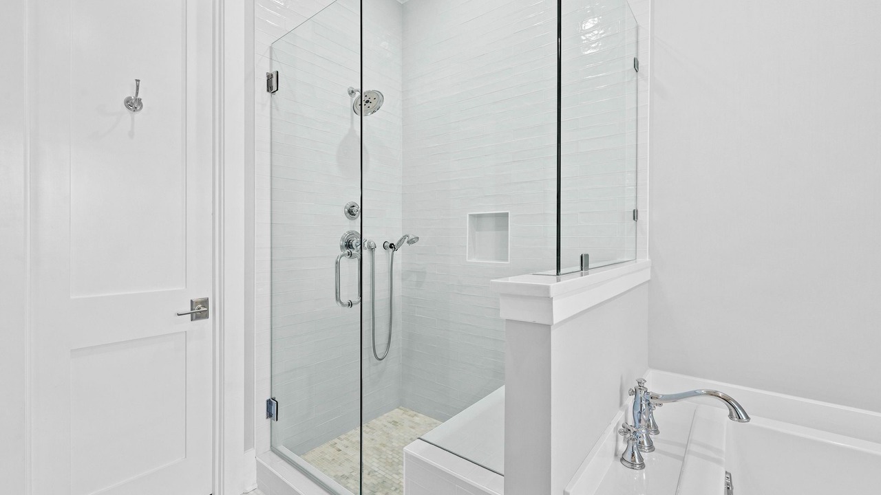 Photo of Bathroom in Lakeside at Blue Mountain Beach