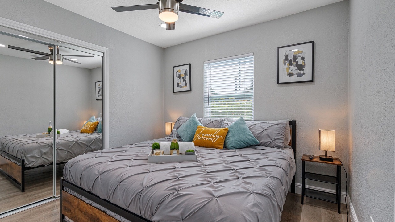 Photo of Bedroom in Bearss Plaza