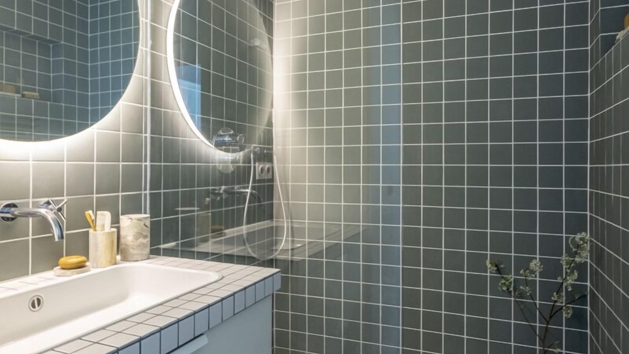 Photo of Bathroom in Parc-de-Montsouris