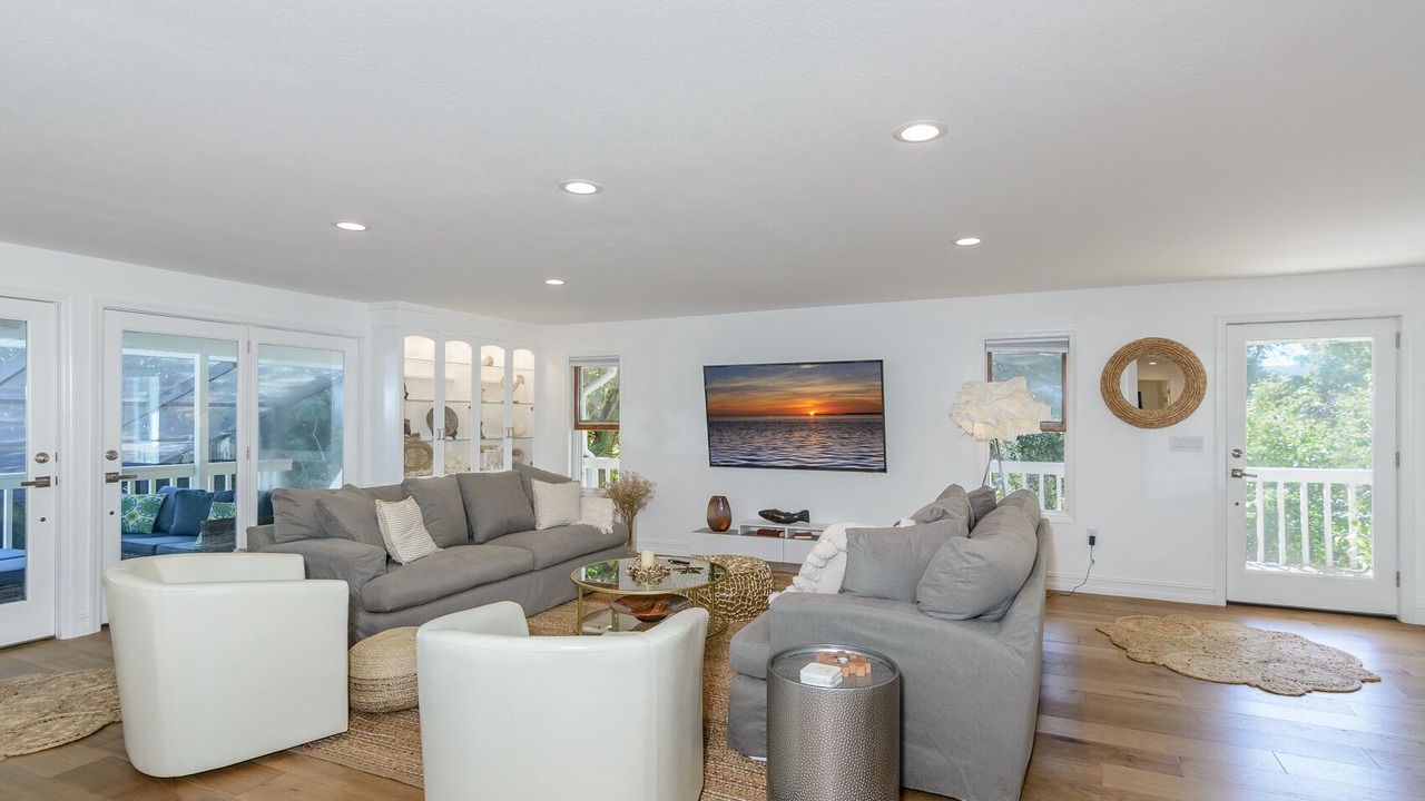 Photo of Livingroom in Tarpon Springs