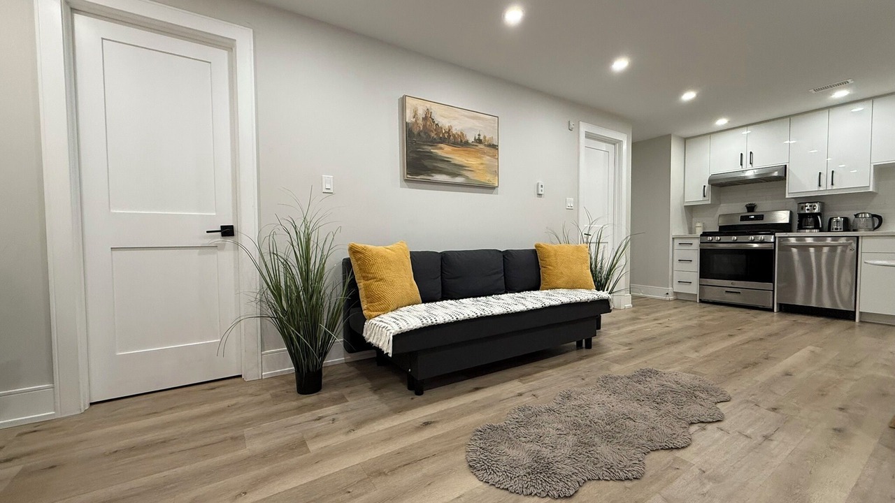 Photo of Livingroom in Little Portugal