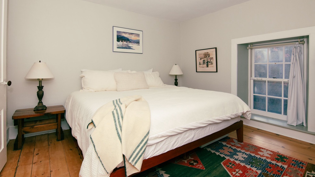 Photo of Bedroom in Meaford