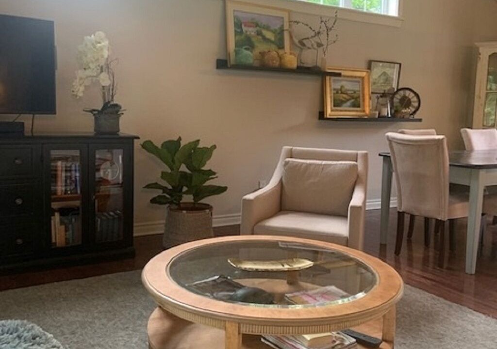 Photo of Livingroom in Colling Woodlands