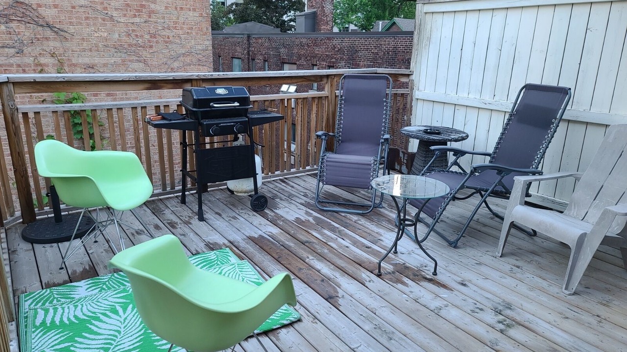 Photo of Outdoor in Church and Wellesley