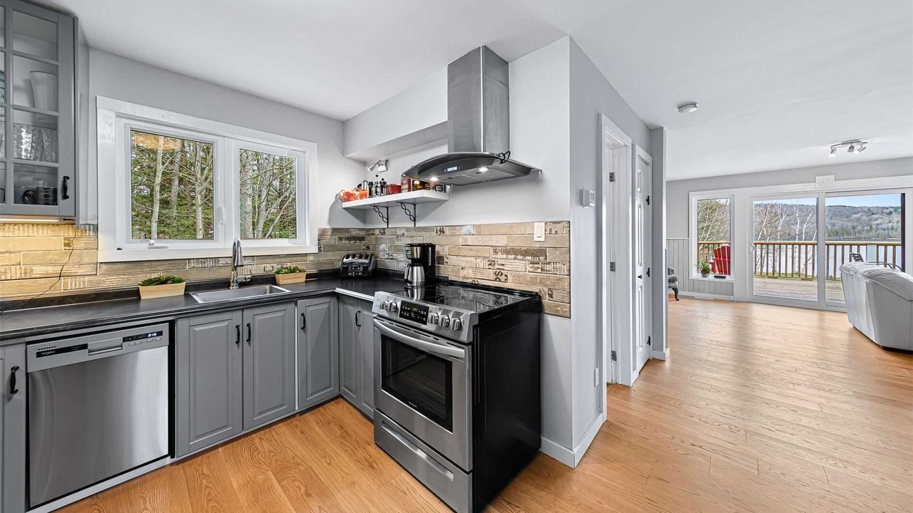 Photo of Kitchen in Hastings Highlands