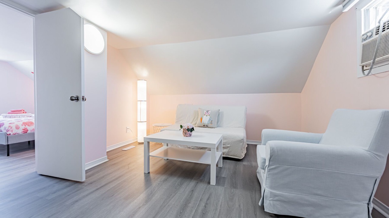 Photo of Bedroom in Rockcliffe - Smythe