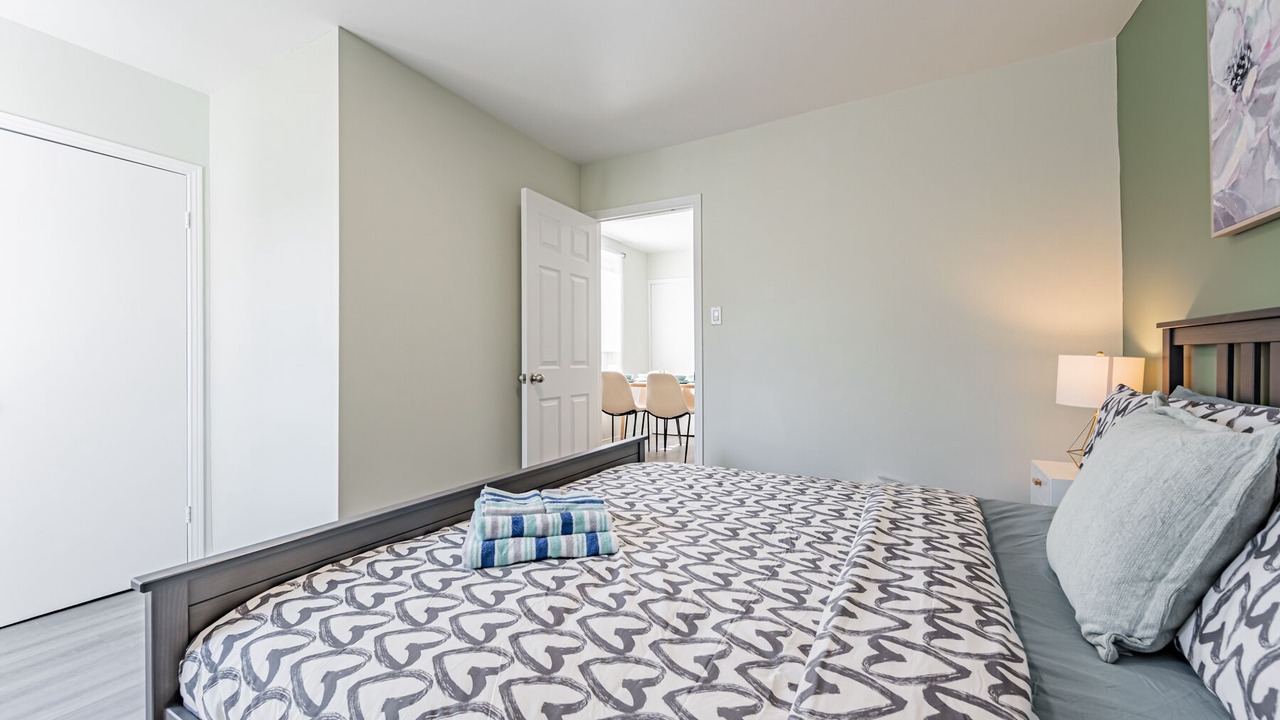 Photo of Bedroom in Rockcliffe - Smythe
