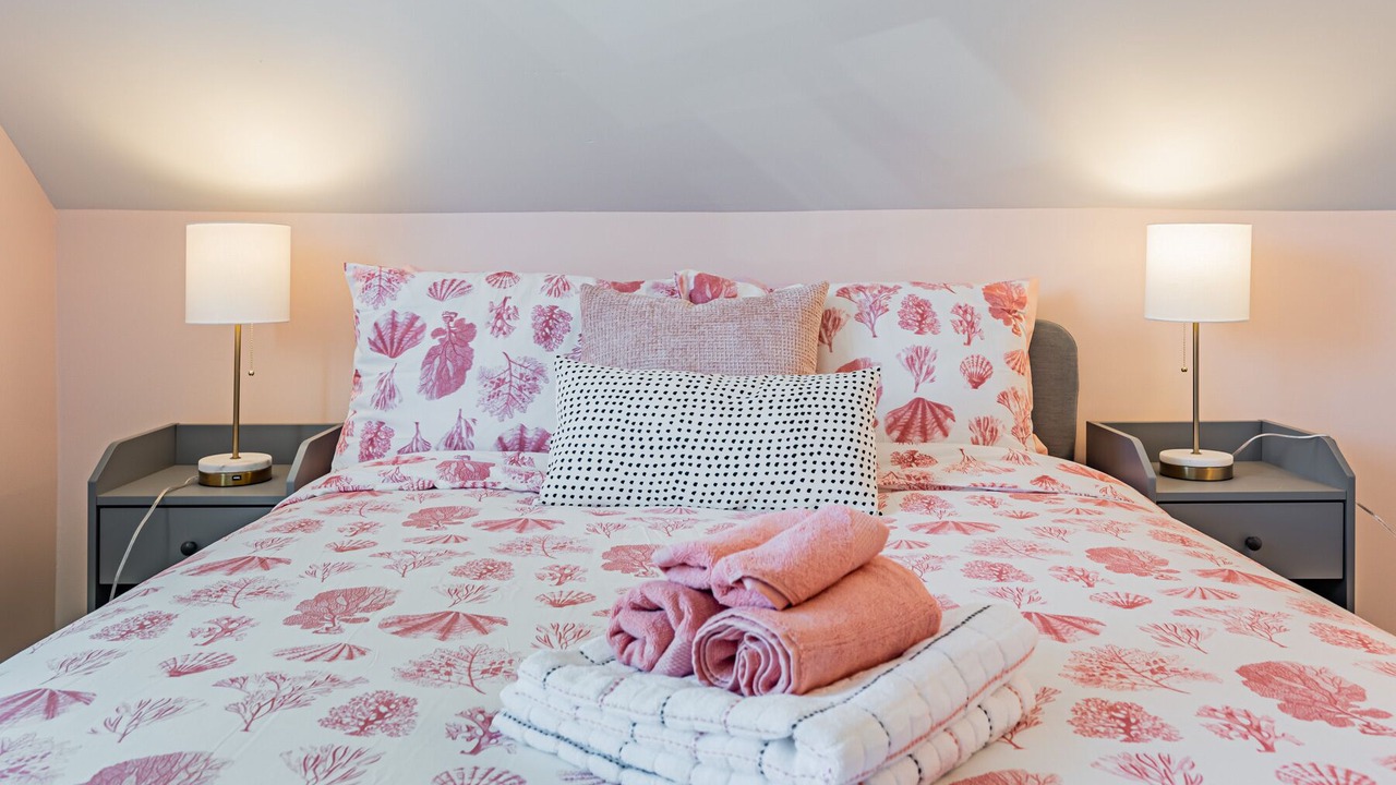 Photo of Bedroom in Rockcliffe - Smythe