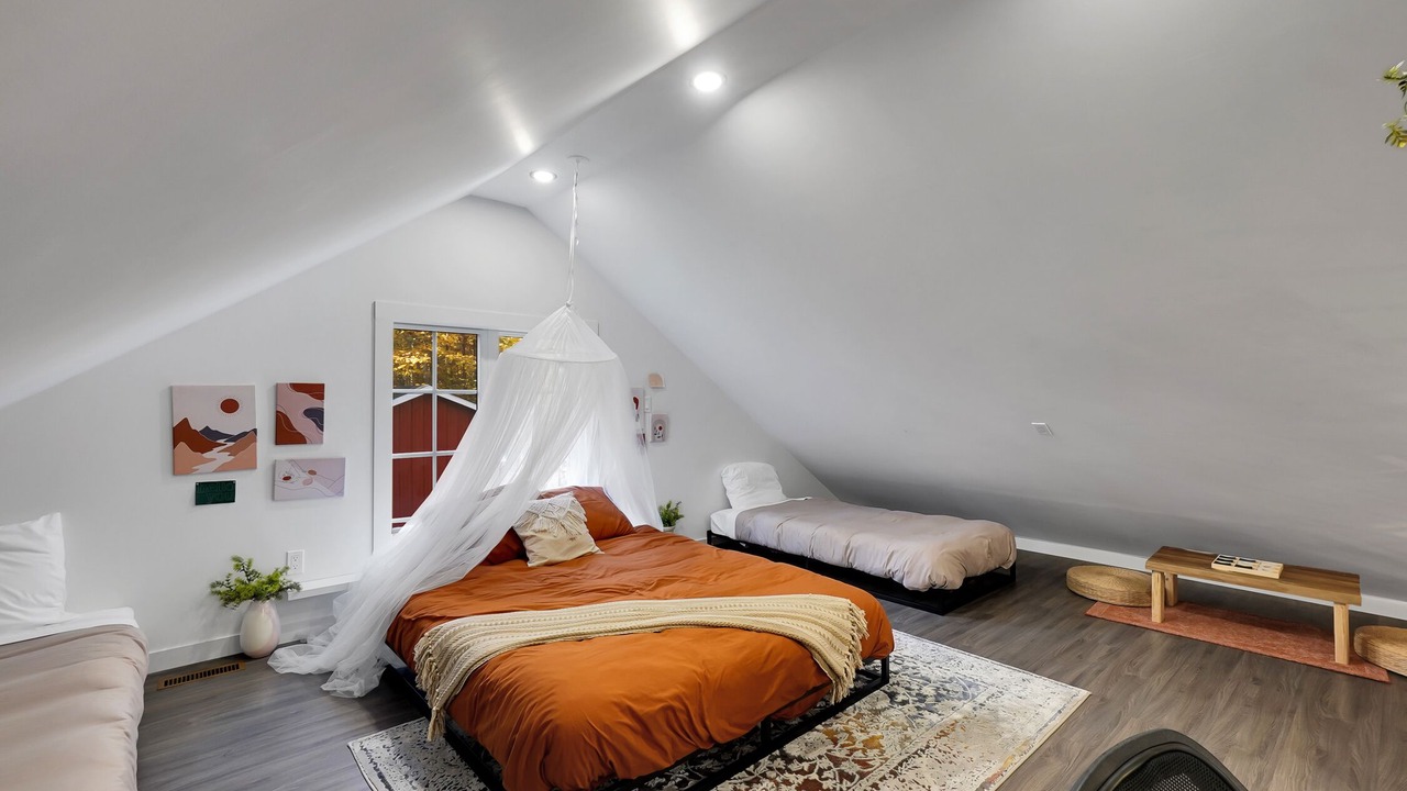 Photo of Bedroom in Campbellford
