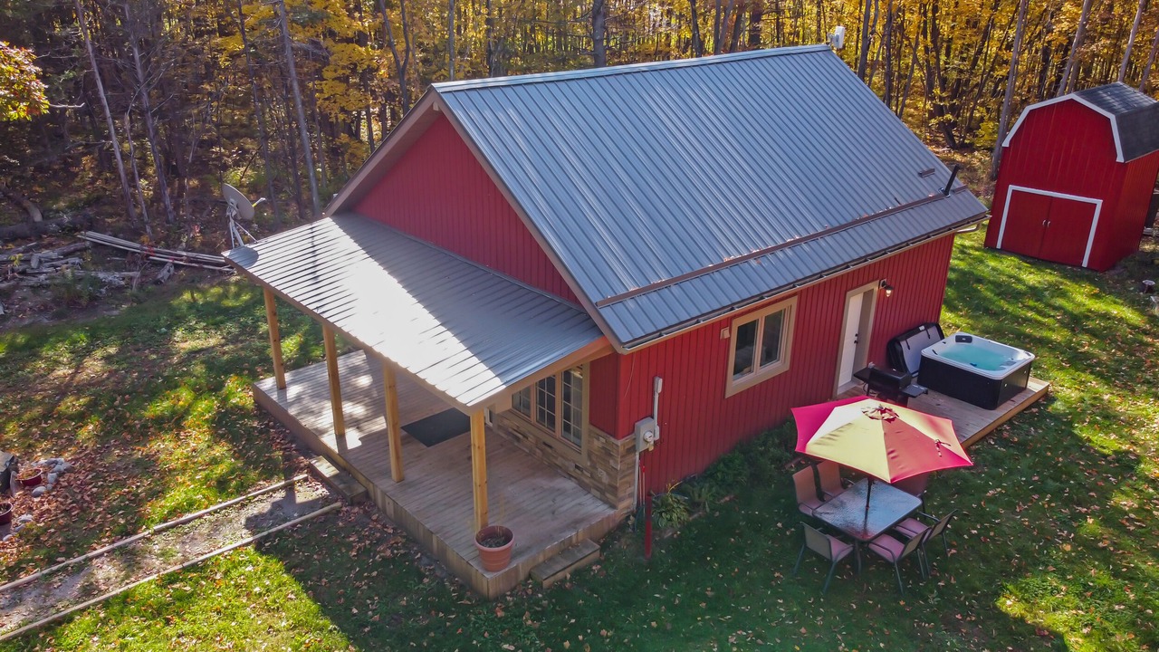 Photo of Patio Balcony in Campbellford