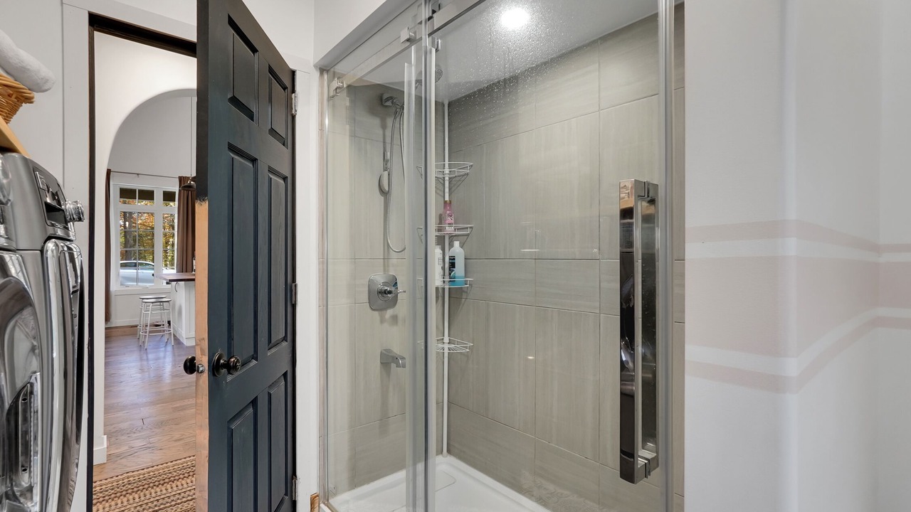 Photo of Bathroom in Campbellford