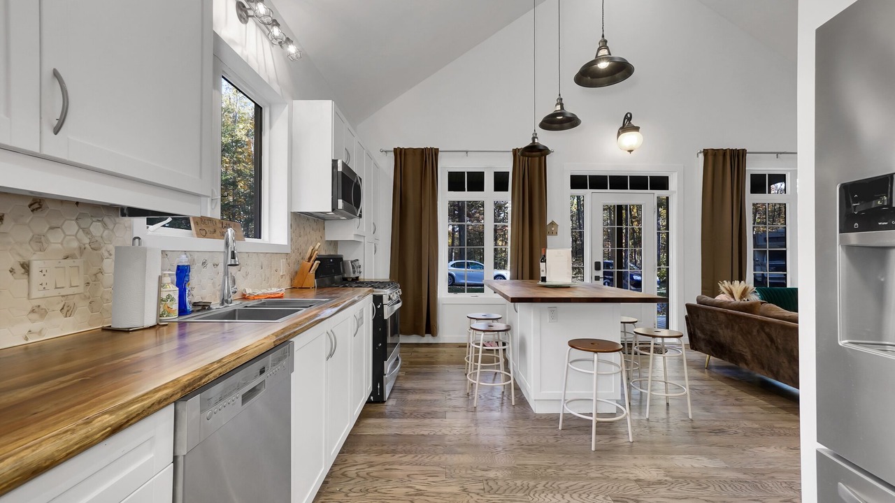Photo of Kitchen in Campbellford