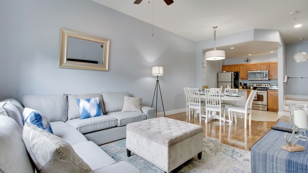 Photo of Bedroom in Venetian Bay Villages