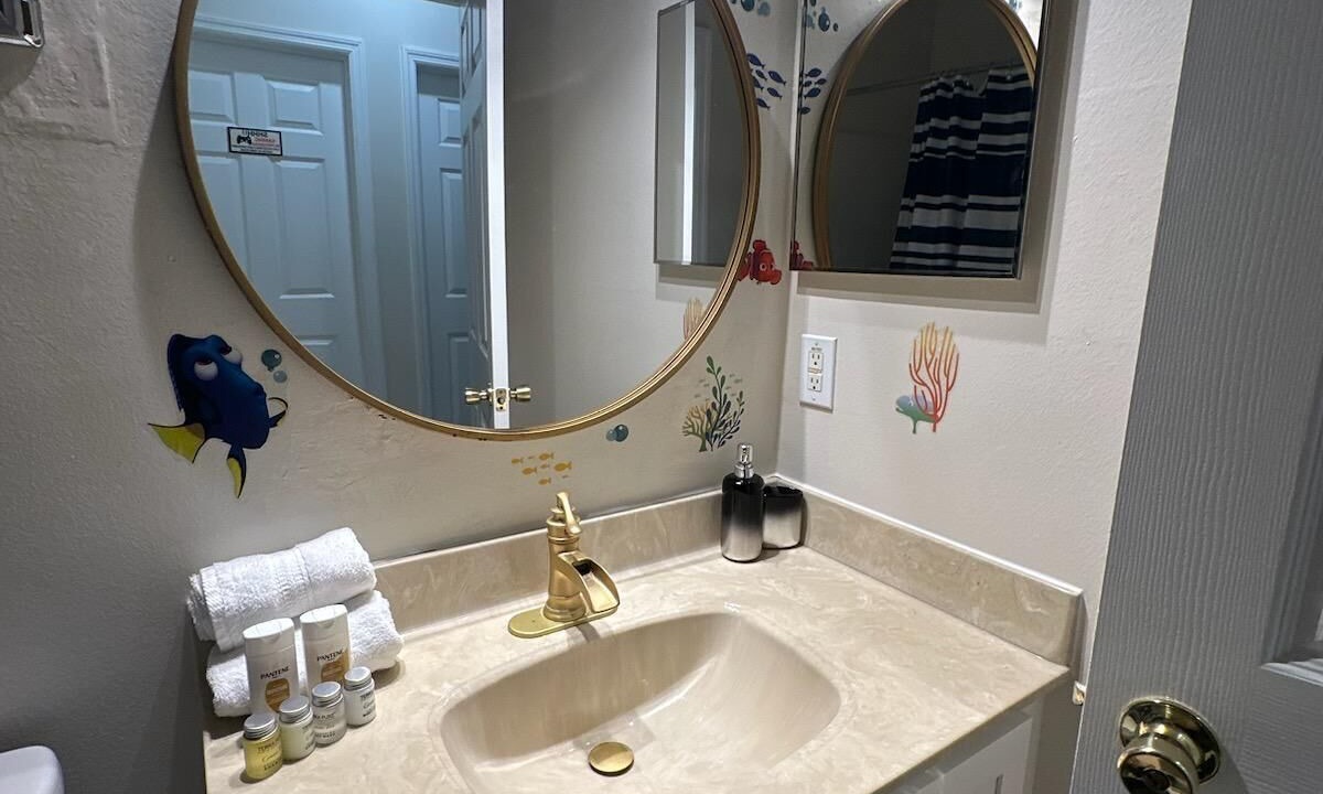 Photo of Bathroom in Sunset Ridge