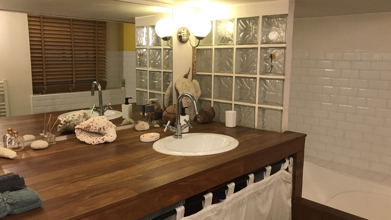 Photo of Bathroom in Saint-Vincent-de-Paul