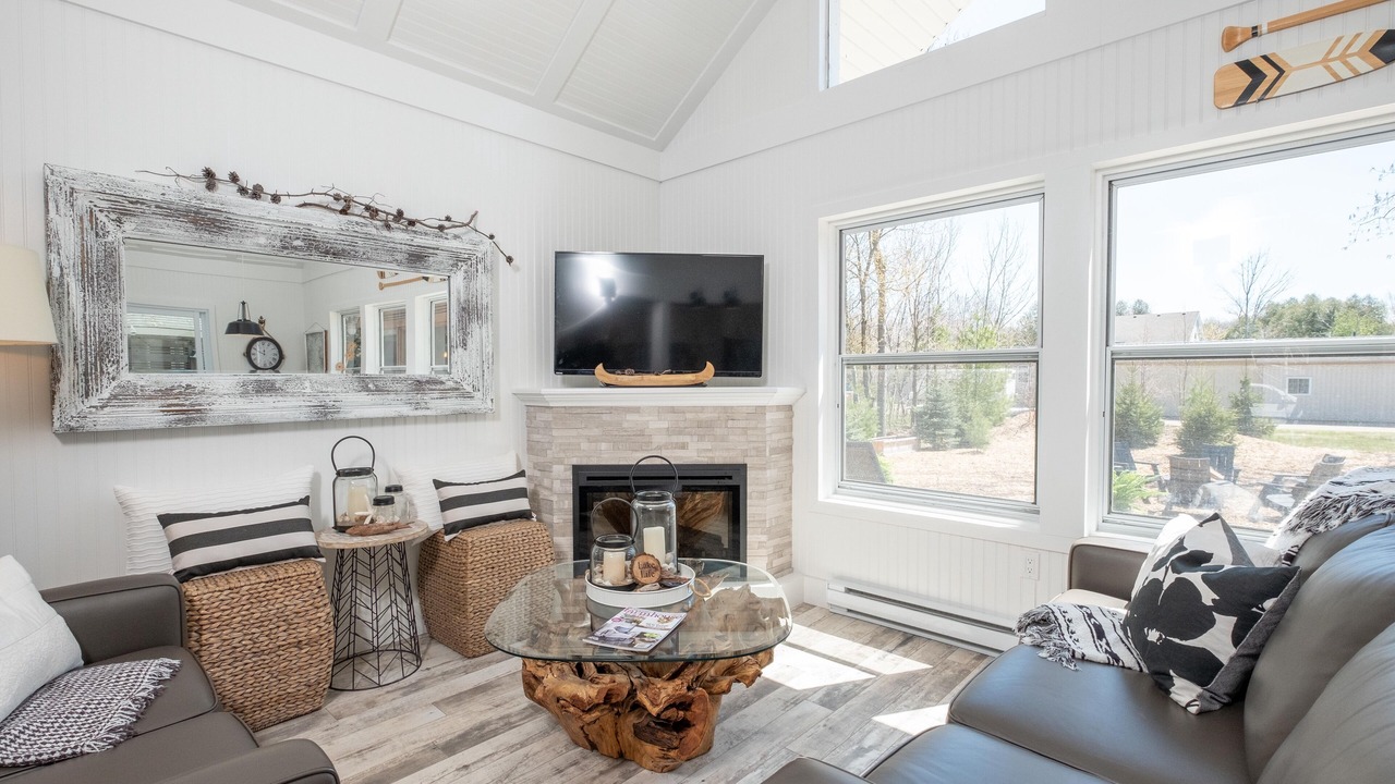 Photo of Livingroom in Huron-Kinloss