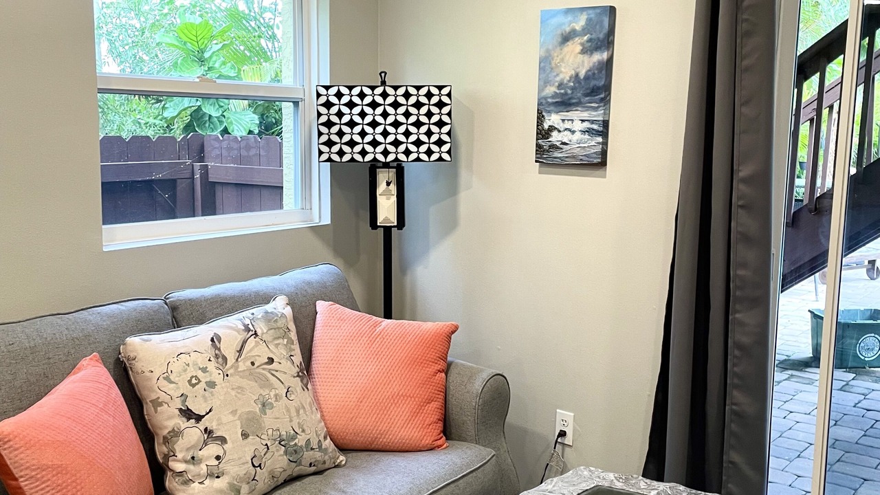 Photo of Livingroom in Roseland