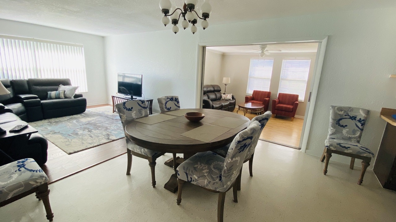 Photo of Bedroom in Crooked Lake Park