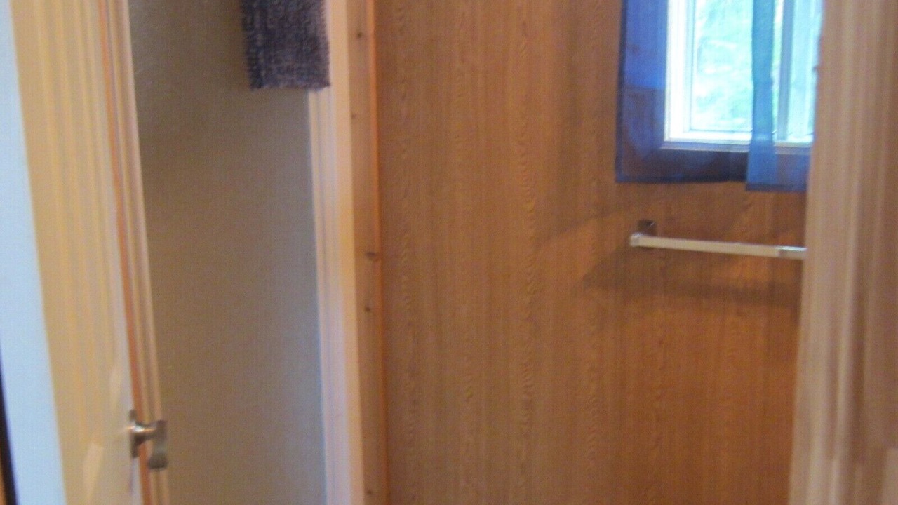 Photo of Bathroom in Unorganized Centre Parry Sound