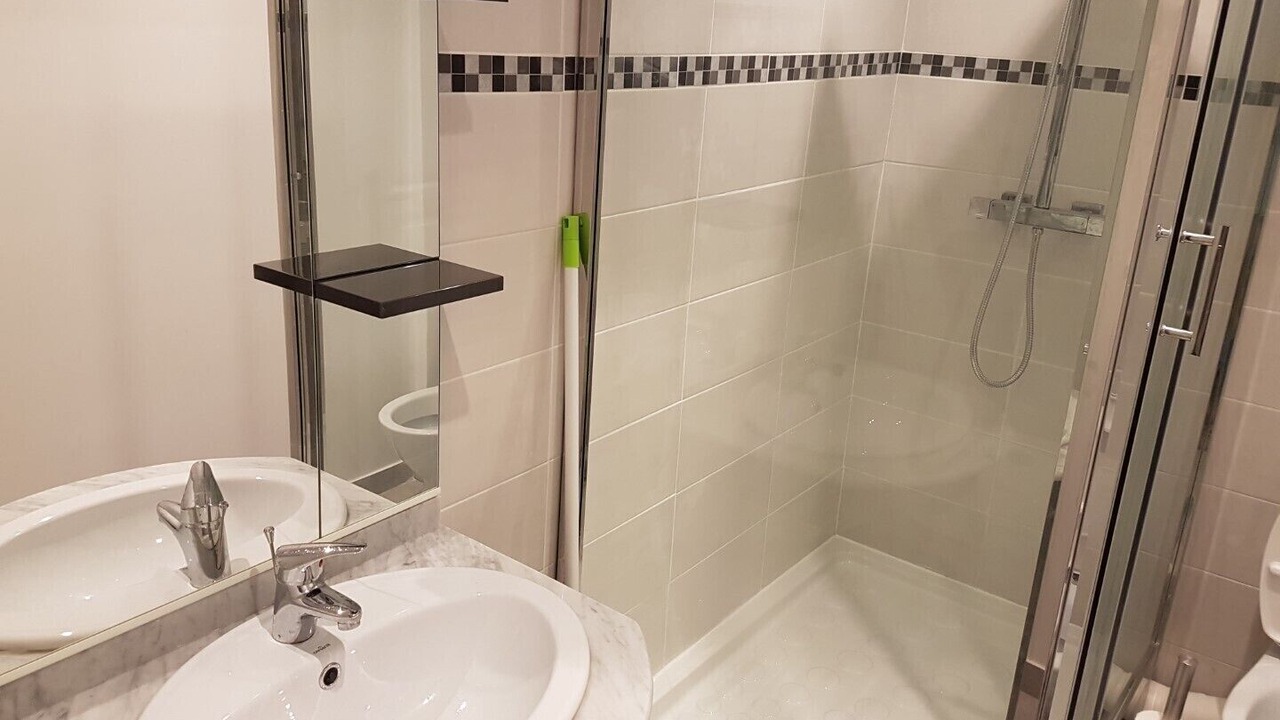 Photo of Bathroom in Vignerons
