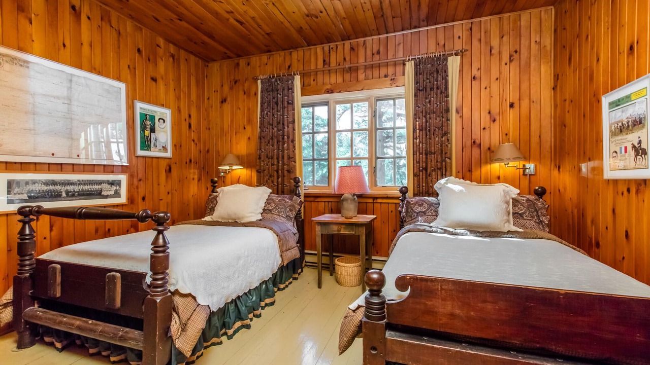 Photo of Bedroom in Unorganized Centre Parry Sound