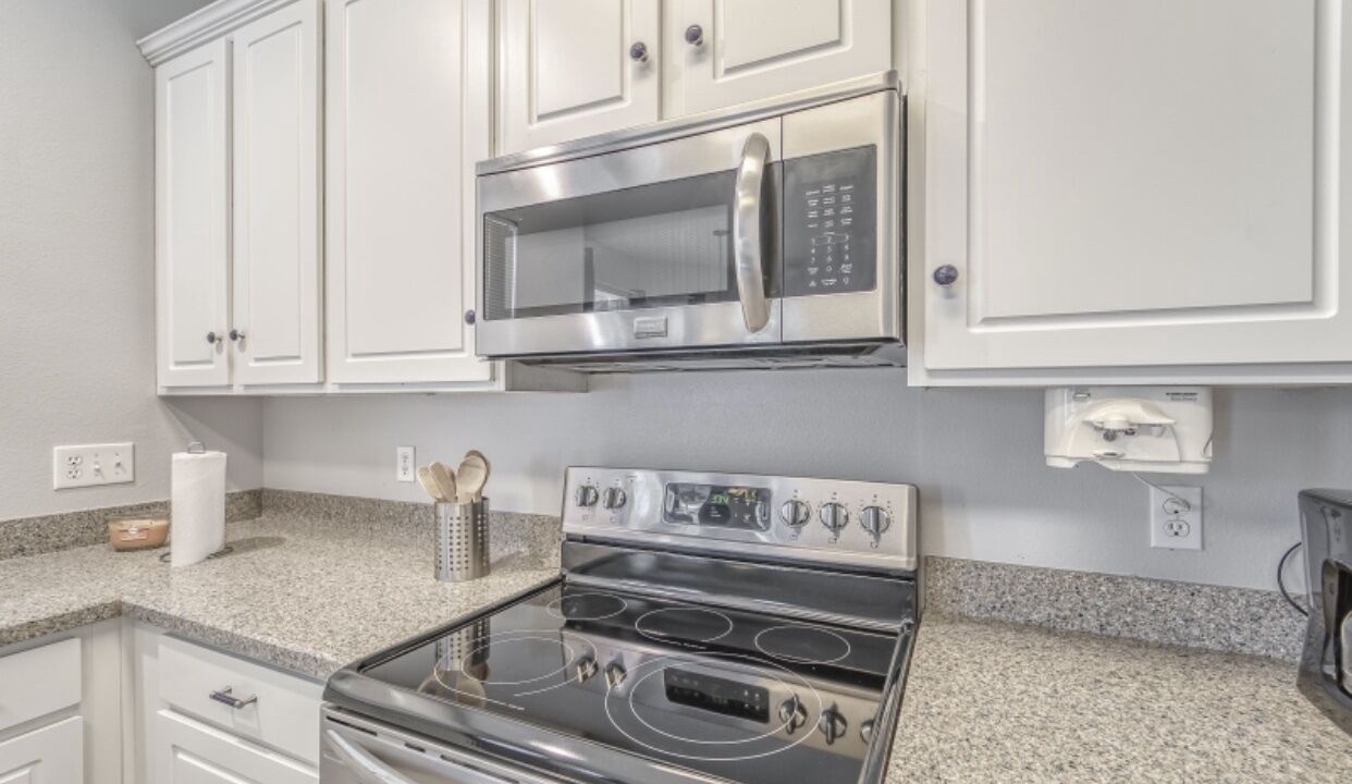 Photo of Kitchen in Lakeview Village