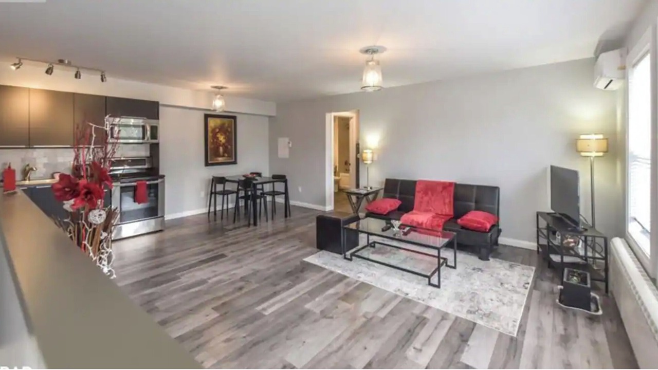 Photo of Livingroom in Orillia