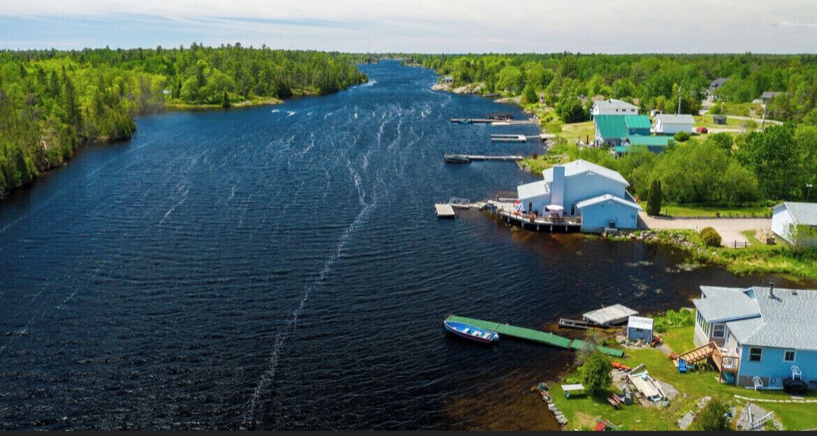 Photo of Others in Unorganized Centre Parry Sound