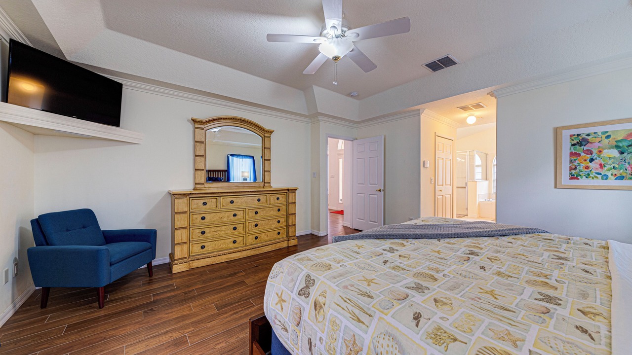 Photo of Bedroom in Orange Tree