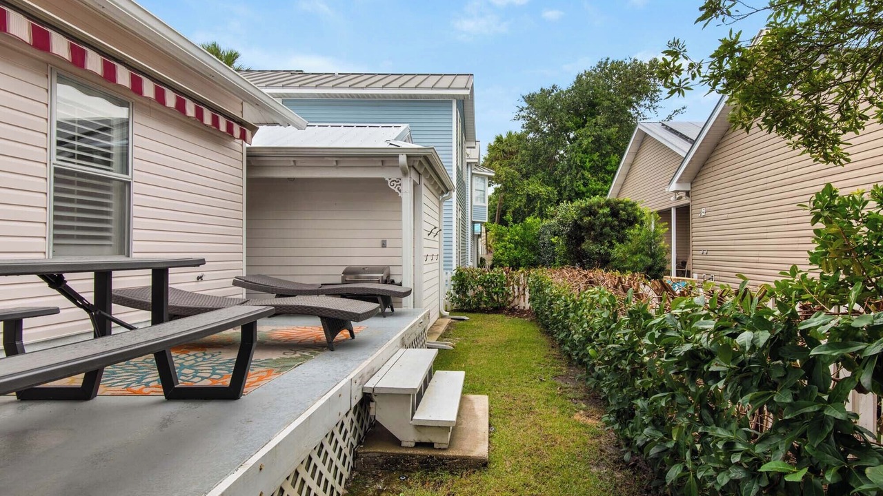 Photo of Outdoor in Crystal Shores