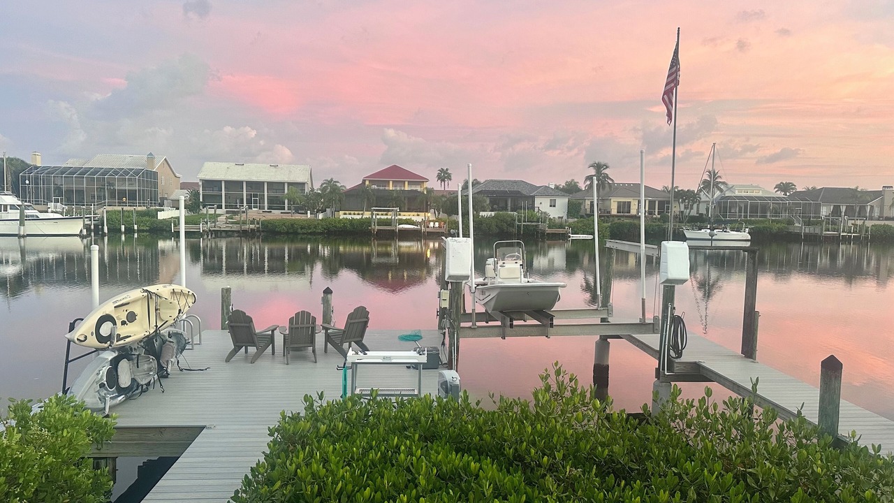 Photo of Others in Apollo Beach