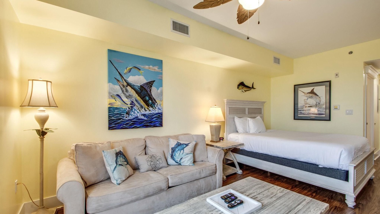 Photo of Bedroom in Baytowne Wharf