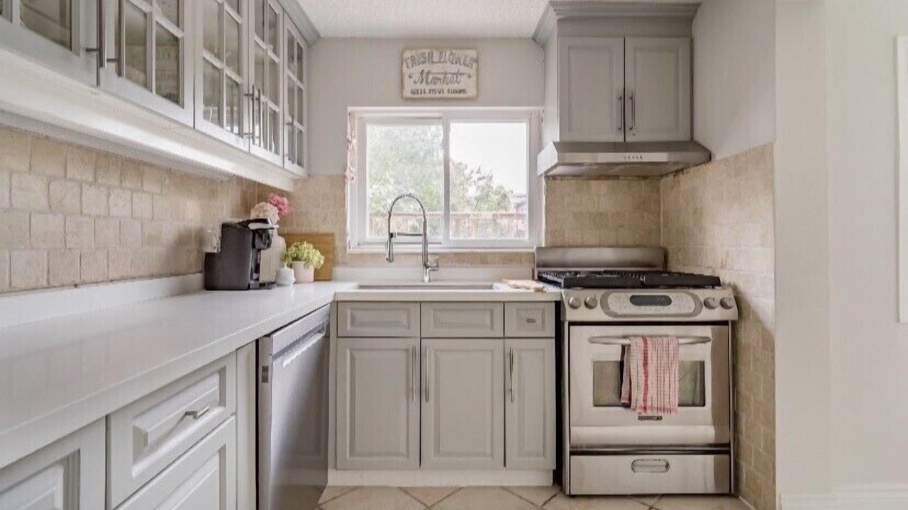 Photo of Kitchen in Oakwood Village