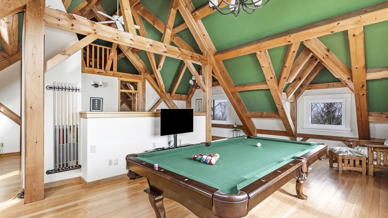 Photo of Bedroom in Meaford