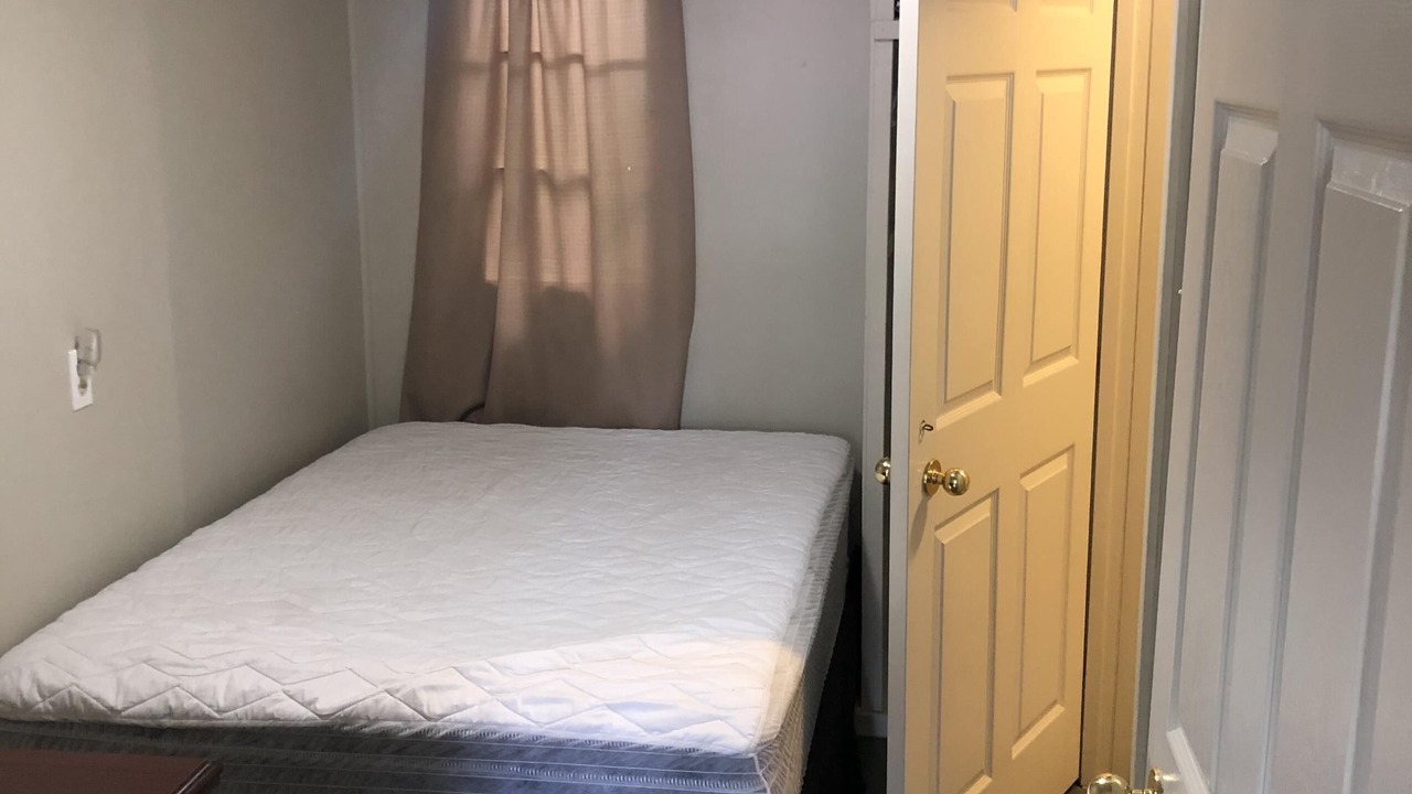 Photo of Bedroom in Wasaga Beach