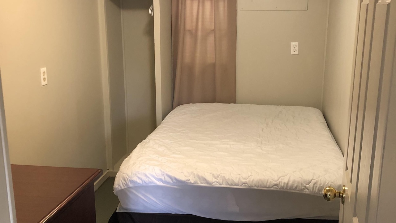 Photo of Bedroom in Wasaga Beach