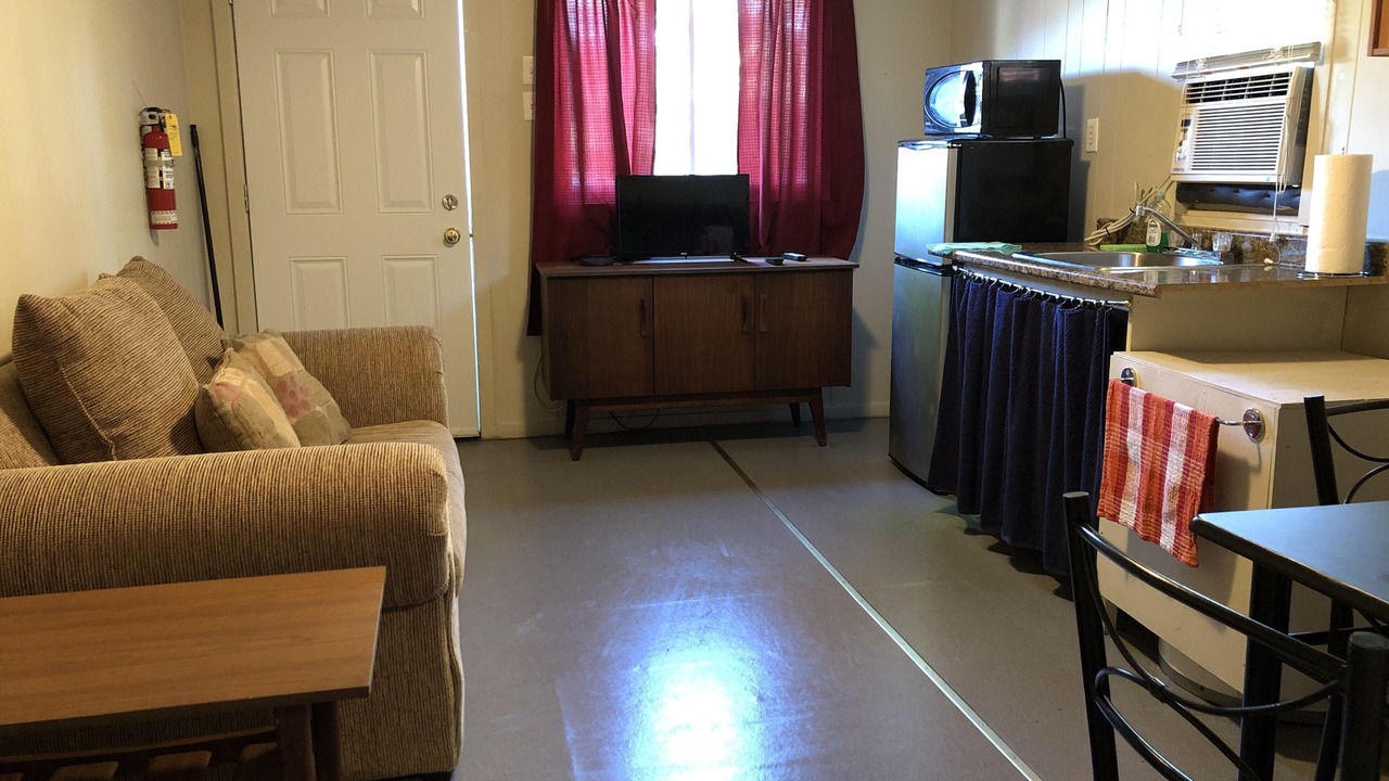 Photo of Livingroom in Wasaga Beach