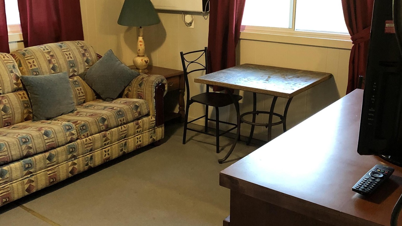 Photo of Livingroom in Wasaga Beach