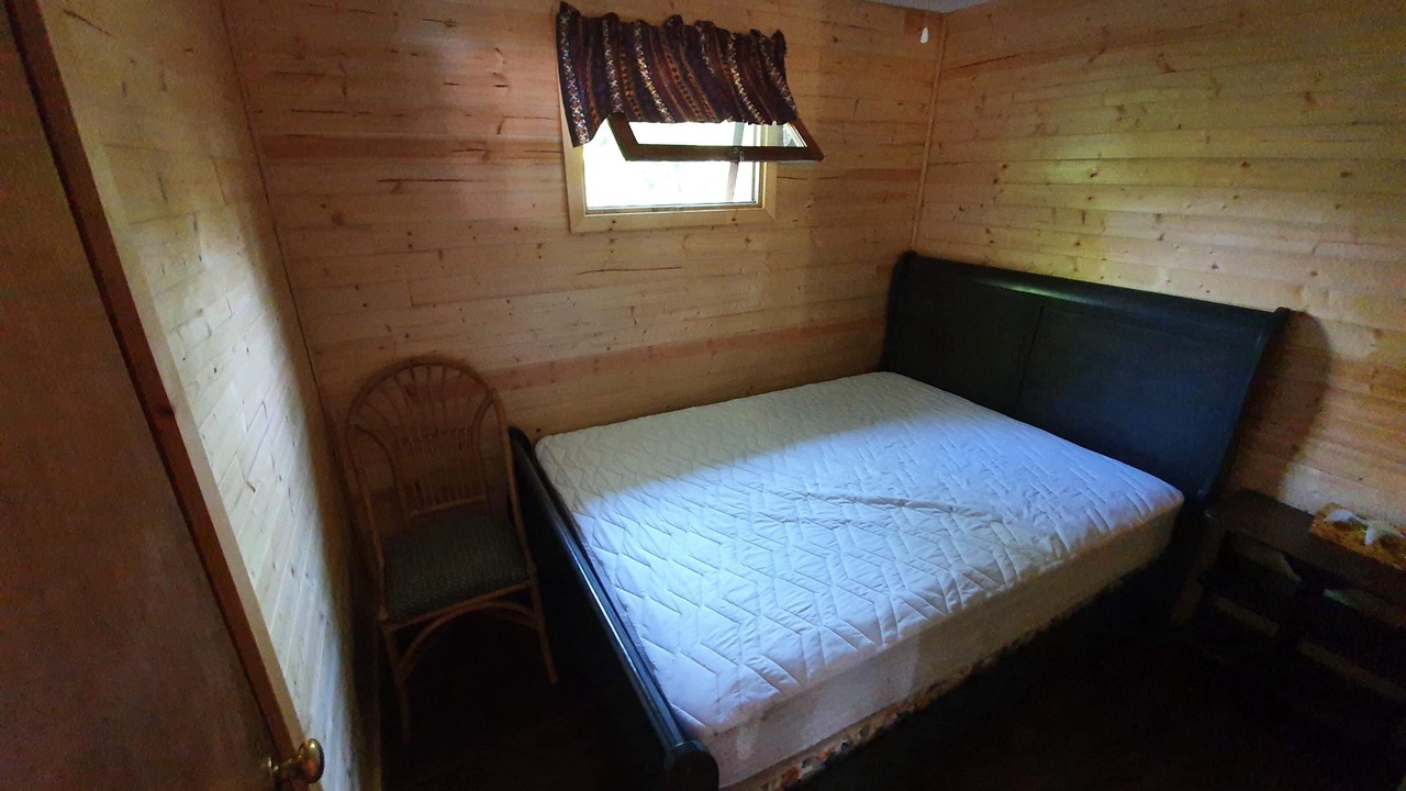 Photo of Bedroom in Wasaga Beach