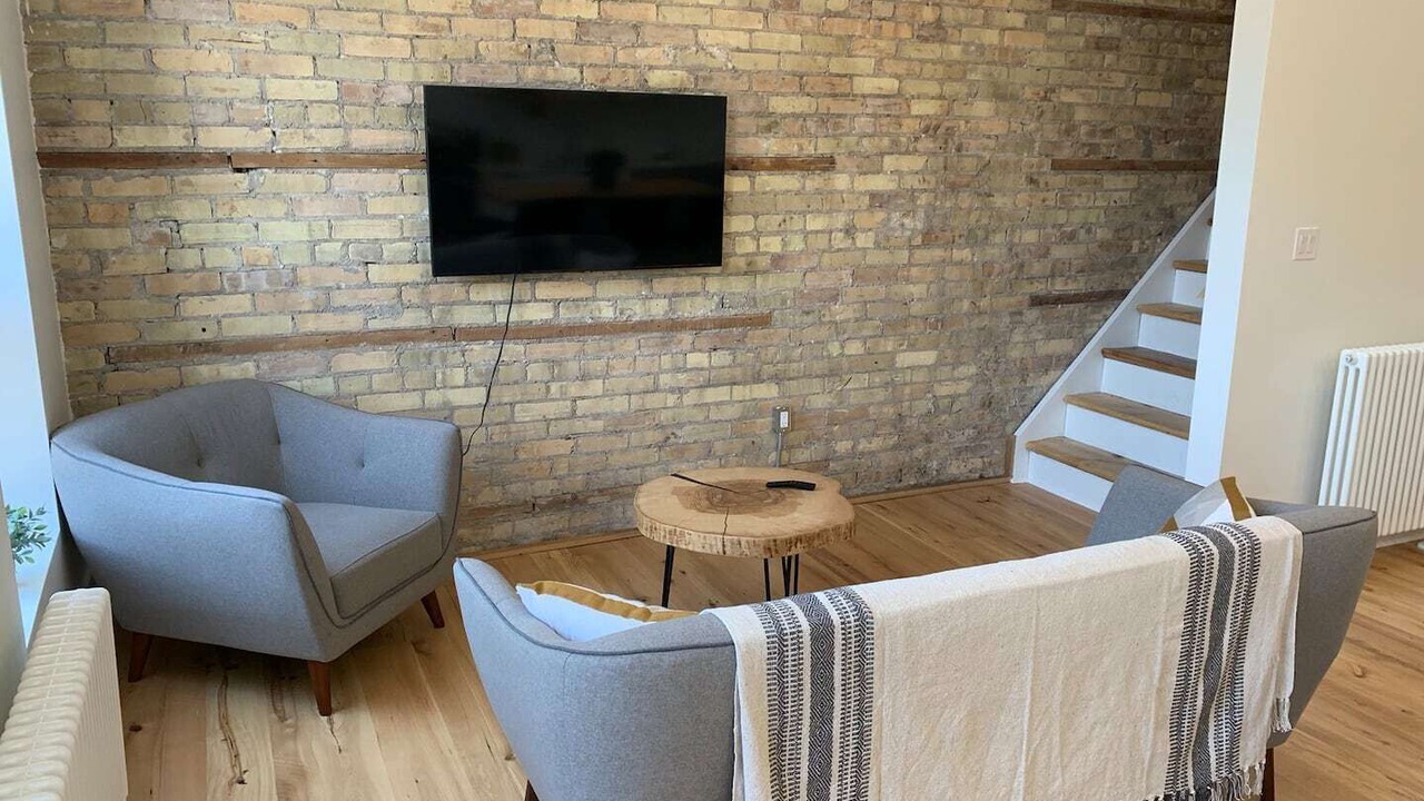 Photo of Livingroom in Kincardine
