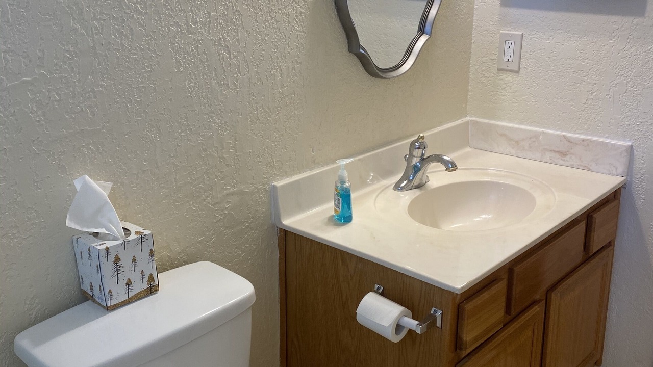 Photo of Bathroom in Fairvilla
