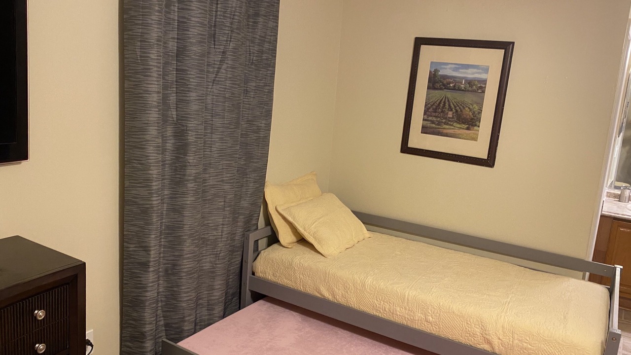 Photo of Bedroom in Fairvilla