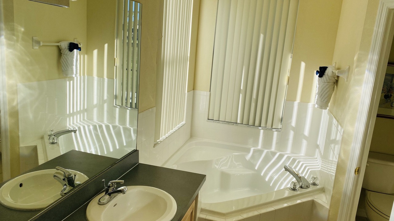 Photo of Bathroom in Calabay Parc
