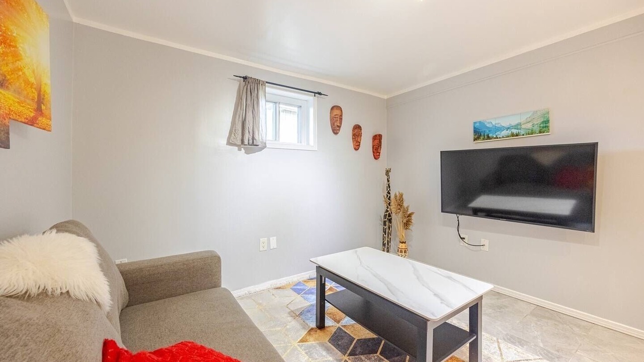 Photo of Livingroom in Brampton