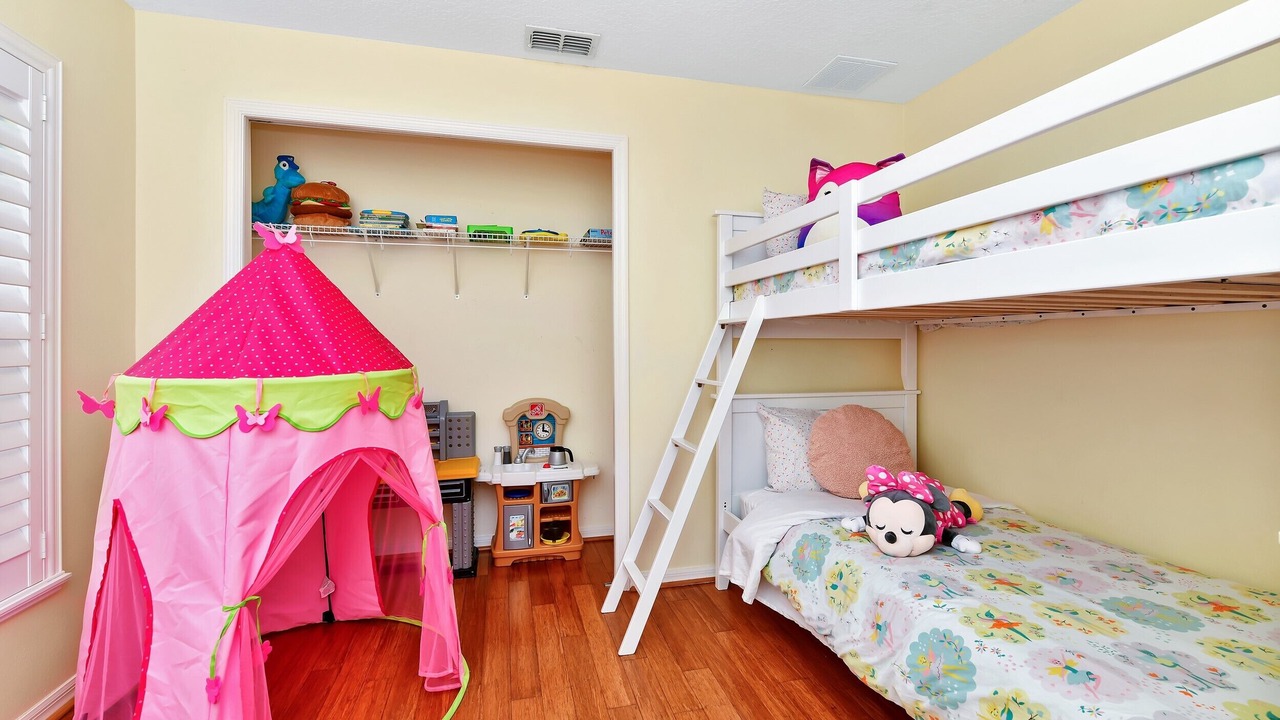 Photo of Bedroom in Tuscan Ridge
