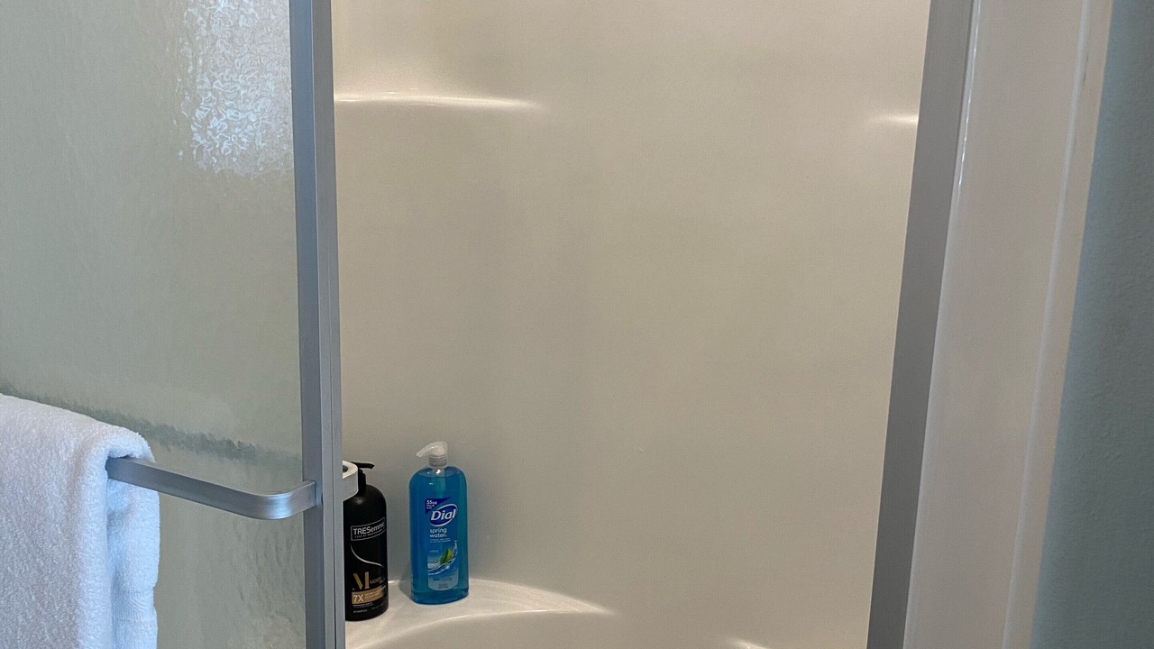 Photo of Bathroom in Mill Run