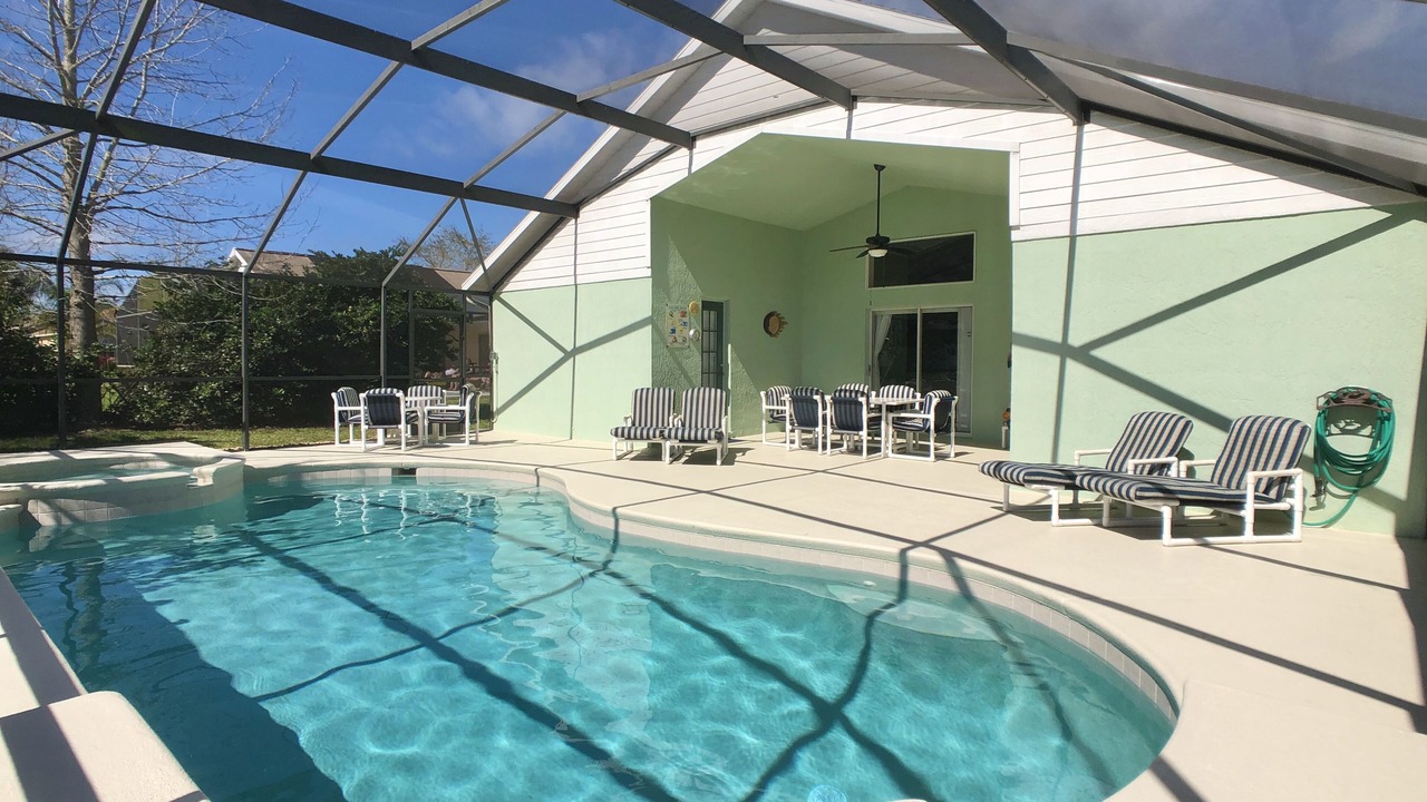 Photo of Outdoor in Orange Tree