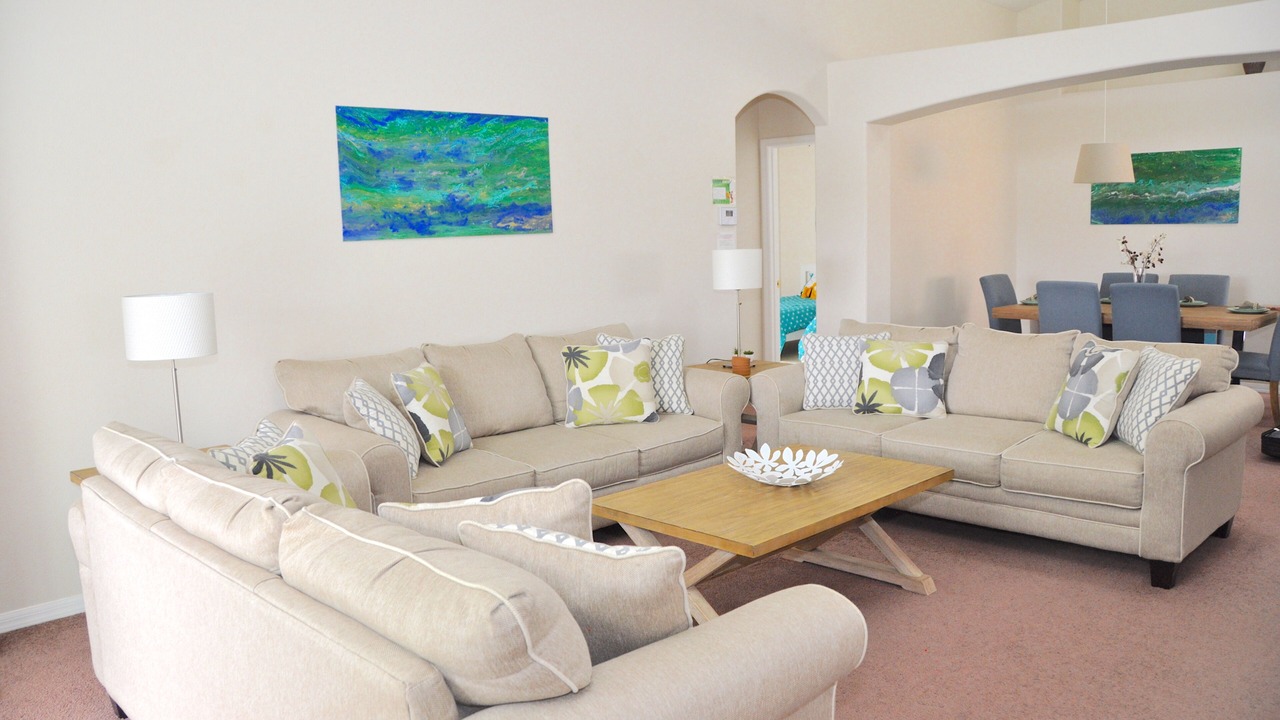 Photo of Livingroom in Orange Tree