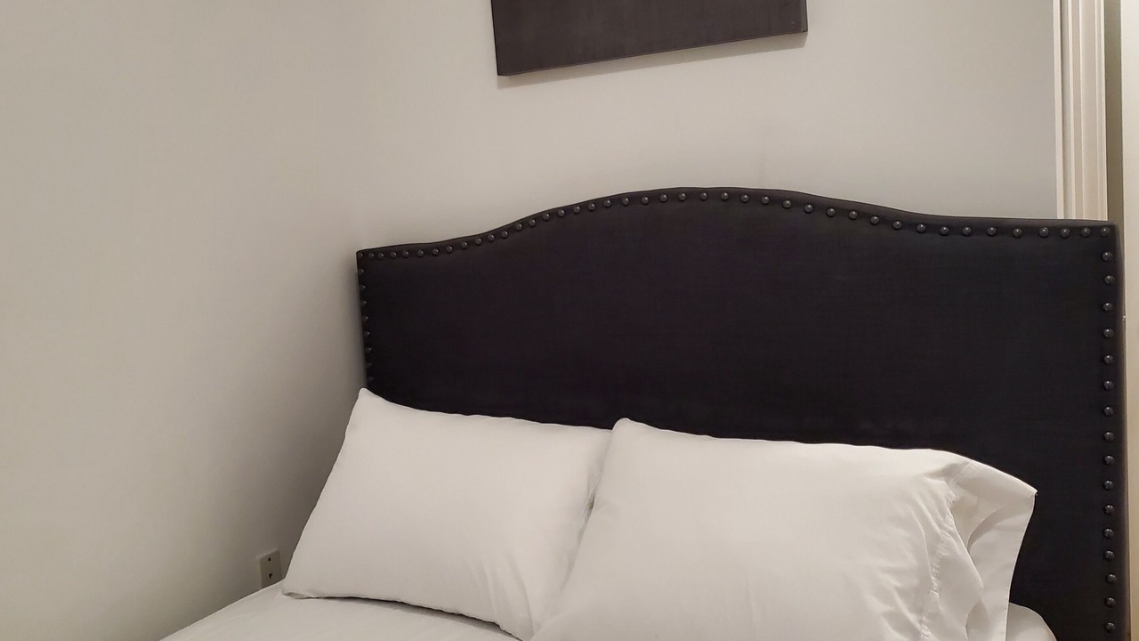 Photo of Bedroom in Humber Bay
